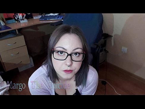 ❤️ 안경을 쓴 섹시한 여자가 카메라에 딜도를 빤다. ️ 항문 포르노 우리 ko.tuberxxx.ru ❌️❤