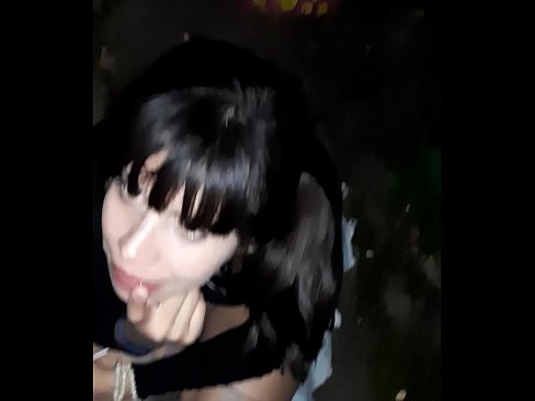❤️ 거리에서 사탕과 교환으로 부어오른 페니스 ️ 항문 포르노 우리 ko.tuberxxx.ru ❌️❤